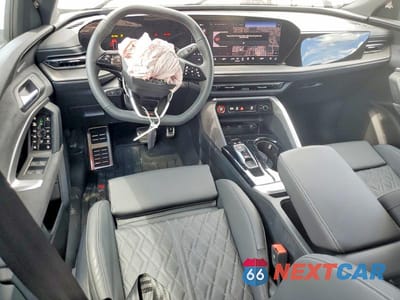 Zdjęcie 8 z 14 samochodu: 2025 AUDI SQ5 PREMIUM PLUS VIN:WA125AGU9S2102021 - miniatura