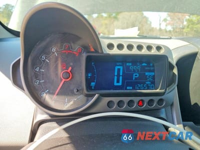 Zdjęcie 9 z 12 samochodu: 2015 CHEVROLET SONIC LT VIN:1G1JC5SG5F4111530 - miniatura