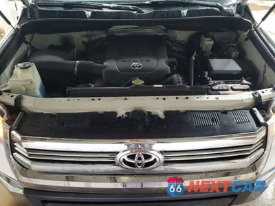 Zdjęcie 11 z 12 samochodu: 2017 TOYOTA TUNDRA SR5 VIN:5TFDW5F10HX603045 - miniatura