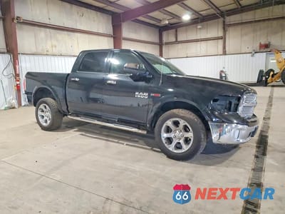 Czwarte zdjęcie samochodu z boku: 2017 RAM 1500 LARAMIE VIN:1C6RR7NM8HS873052 - miniatura