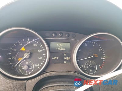 Zdjęcie 9 z 13 samochodu: 2009 MERCEDES-BENZ ML 550 VIN:4JGBB72E59A445681 - miniatura