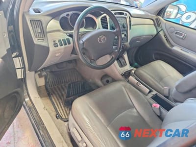 Zdjęcie 8 z 12 samochodu: 2004 TOYOTA HIGHLANDER BASE VIN:JTEGD21A740098547 - miniatura