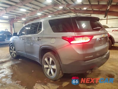 Drugie zdjęcie samochodu z przodu: 2021 CHEVROLET TRAVERSE LT VIN:1GNEVHKW0MJ163892 - miniatura