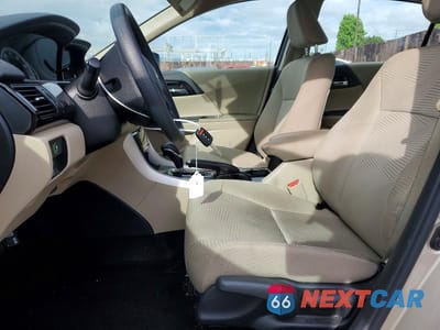 Zdjęcie 7 z 13 samochodu: 2016 HONDA ACCORD LX VIN:1HGCR2F46GA174198 - miniatura