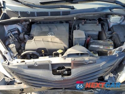 Zdjęcie 12 z 13 samochodu: 2011 TOYOTA SIENNA LE VIN:5TDKK3DC1BS157304 - miniatura