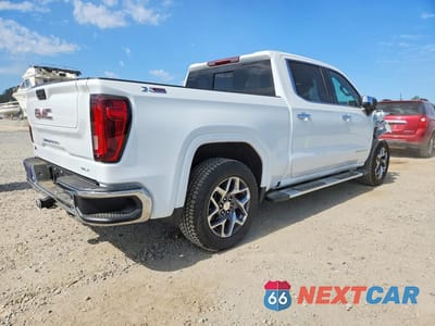 Trzecie zdjęcie samochodu z tyłu: 2026 GMC SIERRA K1500 SLT VIN:3GTUUDED7TG140331 - miniatura