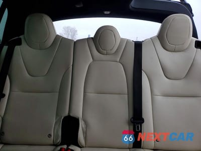 Zdjęcie 10 z 13 samochodu: 2021 TESLA MODEL X VIN:5YJXCAE20MF322912 - miniatura