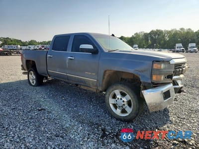 Czwarte zdjęcie samochodu z boku: 2016 CHEVROLET SILVERADO K2500 HEAVY DUTY LTZ VIN:1GC1KWE84GF190019 - miniatura