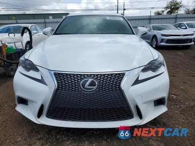 Piąte zdjęcie samochodu w środku: 2016 LEXUS IS 300 VIN:JTHCM1D25G5013907 - miniatura