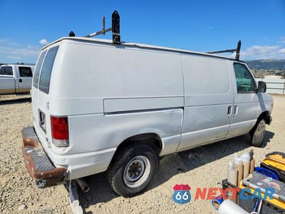 Trzecie zdjęcie samochodu z tyłu: 2001 FORD ECONOLINE E250 VAN VIN:1FTNE24L91HA85558 - miniatura