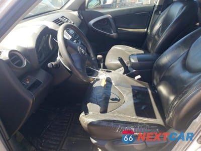 Zdjęcie 7 z 12 samochodu: 2006 TOYOTA RAV4 SPORT VIN:JTMBK32V766000077 - miniatura