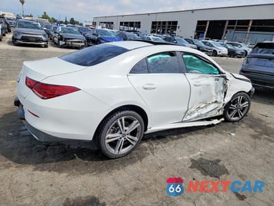 Trzecie zdjęcie samochodu z tyłu: 2020 MERCEDES-BENZ CLA 250 VIN:WDD5J4GB9LN062642 - miniatura