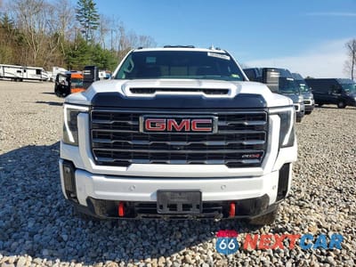 Piąte zdjęcie samochodu w środku: 2025 GMC SIERRA K3500 AT4 VIN:1GT4UVE79SF300273 - miniatura