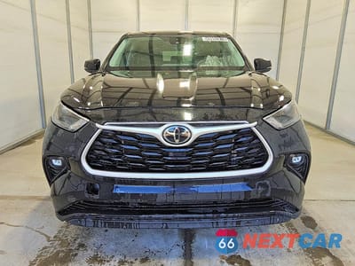 Piąte zdjęcie samochodu w środku: 2023 TOYOTA HIGHLANDER LE VIN:5TDKDRAH0PS026014 - miniatura