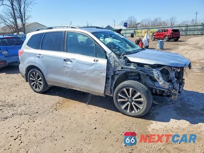 Czwarte zdjęcie samochodu z boku: 2017 SUBARU FORESTER 2.0XT TOURING VIN:JF2SJGTC9HH425302 - miniatura