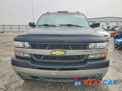Piąte zdjęcie samochodu w środku: 2001 CHEVROLET SILVERADO K3500 VIN:1GCJK391X1E320751 - miniatura