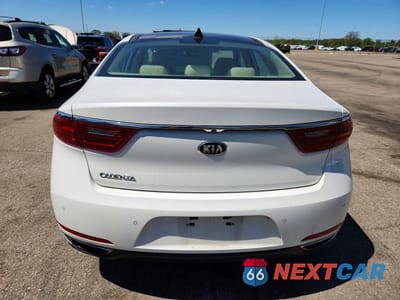 Zdjęcie 6 z 12 samochodu: 2017 KIA CADENZA PREMIUM VIN:KNALC4J10H5045938 - miniatura