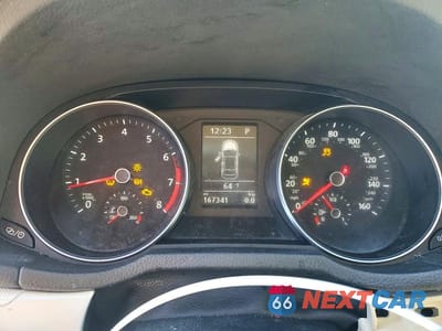 Zdjęcie 9 z 13 samochodu: 2017 VOLKSWAGEN PASSAT S VIN:1VWAT7A38HC079728 - miniatura
