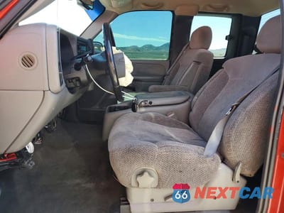 Zdjęcie 7 z 12 samochodu: 2005 CHEVROLET SILVERADO SS VIN:2GCEK19N351362520 - miniatura