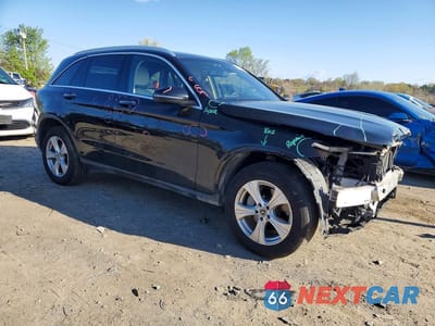 Czwarte zdjęcie samochodu z boku: 2017 MERCEDES-BENZ GLC 300 4MATIC VIN:WDC0G4KB2HV005713 - miniatura