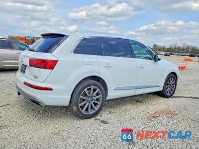 Trzecie zdjęcie samochodu z tyłu: 2018 AUDI Q7 PRESTIGE VIN:WA1VAAF73JD049064 - miniatura