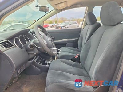Zdjęcie 7 z 12 samochodu: 2010 NISSAN VERSA 1.8 S VIN:3N1BC1APXAL450408 - miniatura