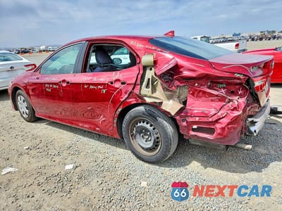 Drugie zdjęcie samochodu z przodu: 2020 TOYOTA CAMRY LE VIN:4T1C31AK0LU521495 - miniatura