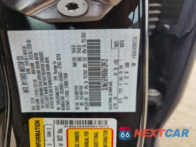 Zdjęcie 12 z 12 samochodu: 2019 LINCOLN MKZ RESERVE II VIN:3LN6L5E9XKR613912 - miniatura