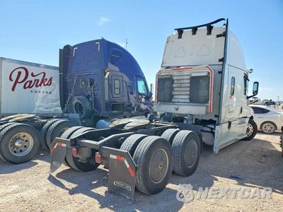 Czwarte zdjęcie samochodu z boku: 2025 FREIGHTLINER CASCADIA 126 SEMI TRUCK VIN:3AKJHHDR6SSVP1673 - miniatura