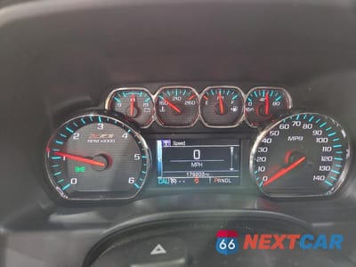 Zdjęcie 9 z 12 samochodu: 2017 CHEVROLET SILVERADO K1500 LT VIN:3GCUKREC7HG374888 - miniatura