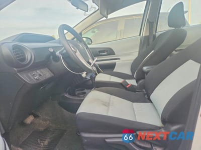 Zdjęcie 7 z 14 samochodu: 2014 TOYOTA PRIUS C TWO VIN:JTDKDTB39E1562549 - miniatura