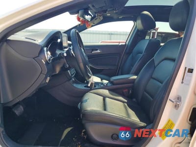 Zdjęcie 7 z 13 samochodu: 2016 MERCEDES-BENZ GLA 250 4MATIC VIN:WDCTG4GB8GJ228382 - miniatura