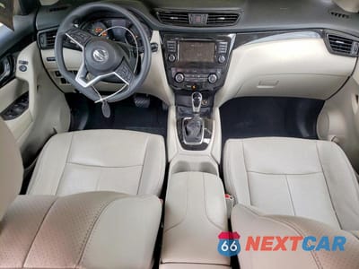Zdjęcie 8 z 13 samochodu: 2019 NISSAN ROGUE SPORT SV VIN:JN1BJ1CP7KW243778 - miniatura