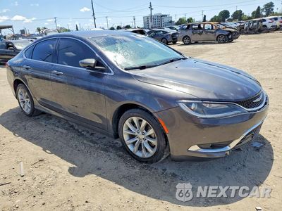 Czwarte zdjęcie samochodu z boku: 2016 CHRYSLER 200 C VIN:1C3CCCCB3GN135123 - miniatura