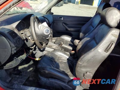 Zdjęcie 7 z 12 samochodu: 2000 VOLKSWAGEN GTI GLX VIN:WVWDE21J8YW216550 - miniatura