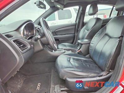 Zdjęcie 7 z 12 samochodu: 2013 CHRYSLER 200 LIMITED VIN:1C3CCBCG9DN726865 - miniatura
