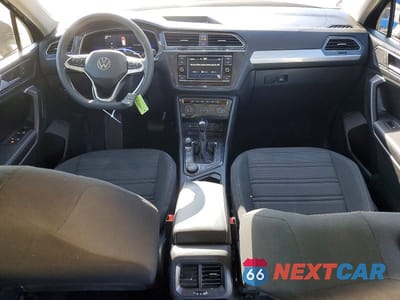 Zdjęcie 8 z 13 samochodu: 2022 VOLKSWAGEN TIGUAN S VIN:3VV0B7AX1NM072166 - miniatura