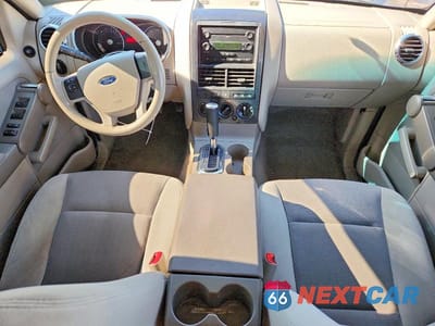 Zdjęcie 8 z 14 samochodu: 2007 FORD EXPLORER XLT VIN:1FMEU73847UB79808 - miniatura