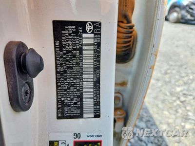Zdjęcie 13 z 13 samochodu: 2018 TOYOTA COROLLA LE VIN:5YFBURHE7JP808743 - miniatura
