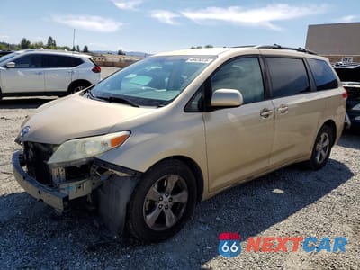 2011 TOYOTA SIENNA LE 5TDKK3DC8BS170471 - główne zdjęcie licytacji z USA - miniatura