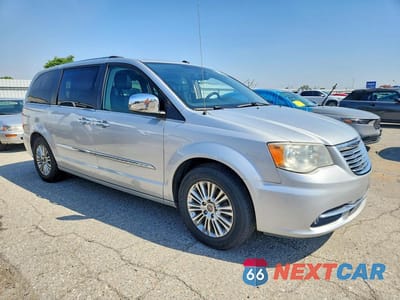 Czwarte zdjęcie samochodu z boku: 2011 CHRYSLER TOWN & COUNTRY LIMITED VIN:2A4RR6DG1BR610838 - miniatura