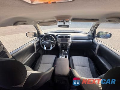 Zdjęcie 9 z 12 samochodu: 2014 TOYOTA 4RUNNER SR5 VIN:JTEBU5JR7E5175584 - miniatura