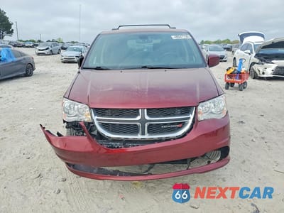 Piąte zdjęcie samochodu w środku: 2019 DODGE GRAND CARAVAN SXT VIN:2C4RDGCG0KR687874 - miniatura
