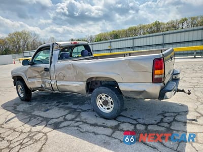 Drugie zdjęcie samochodu z przodu: 2001 GMC NEW SIERRA C2500 VIN:1GTGC24U51Z127452 - miniatura