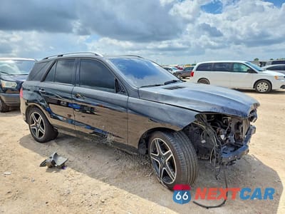 Czwarte zdjęcie samochodu z boku: 2019 MERCEDES-BENZ GLE 43 AMG VIN:4JGDA6EB6KB200024 - miniatura