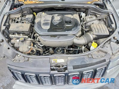 Zdjęcie 12 z 14 samochodu: 2019 JEEP GRAND CHEROKEE LAREDO VIN:1C4RJEAG7KC826696 - miniatura