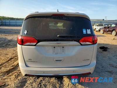 Zdjęcie 6 z 12 samochodu: 2017 CHRYSLER PACIFICA LIMITED VIN:2C4RC1GG1HR603001 - miniatura