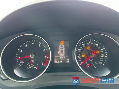 Zdjęcie 8 z 13 samochodu: 2017 VOLKSWAGEN JETTA SE VIN:3VWB67AJ5HM364931 - miniatura