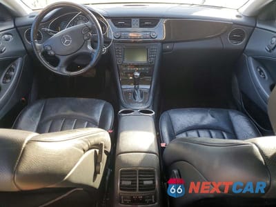 Zdjęcie 8 z 12 samochodu: 2008 MERCEDES-BENZ CLS 550 VIN:WDDDJ72X28A122954 - miniatura