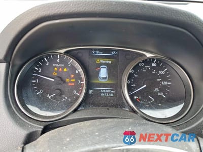 Zdjęcie 9 z 13 samochodu: 2016 NISSAN ROGUE SV VIN:KNMAT2MV0GP706951 - miniatura